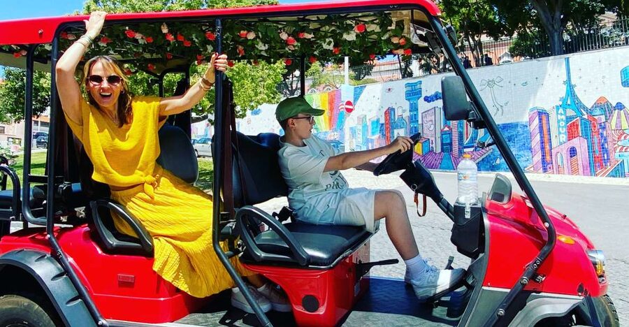 Lisbon: Private City Sightseeing Tour by Tuk-Tuk - Key points at a glance