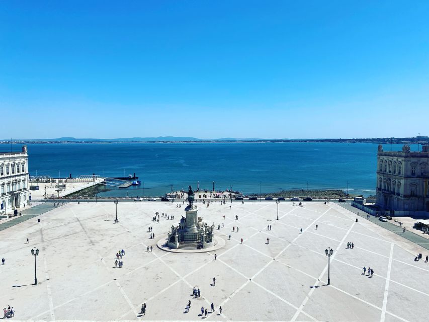 Lisbon: Private City Sightseeing Tour by Tuk-Tuk - Pink Street, Time Out Market, and the final stretch