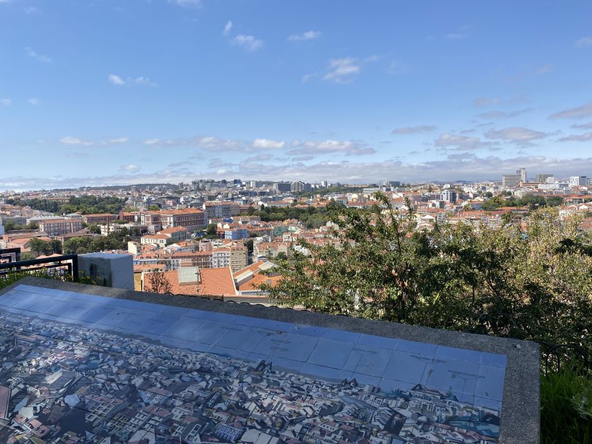 Lisbon: Private City Sightseeing Tour by Tuk-Tuk - Graça and Senhora do Monte