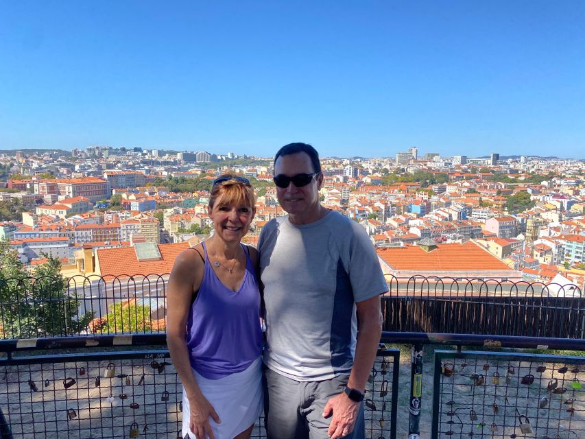 Lisbon: Private City Sightseeing Tour by Tuk-Tuk - Alfama by electric tuk-tuk