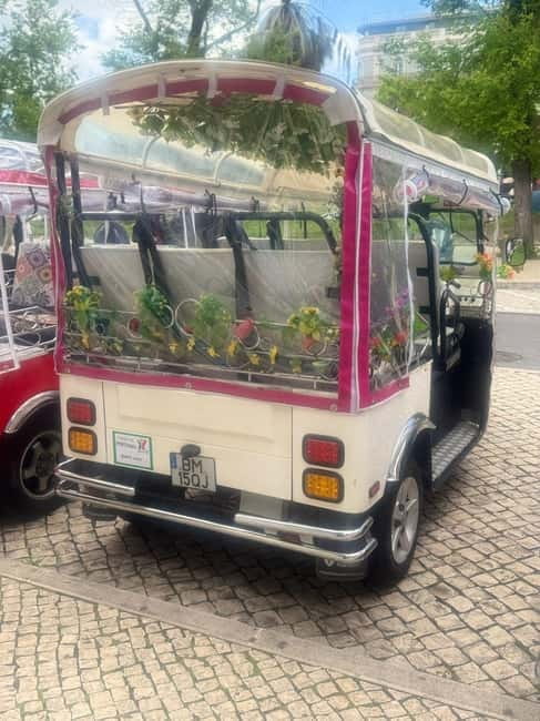 Lisbon: Private City Tour by Eco-friendly Tuk Tuk - São Vicente, the National Pantheon, and Fado