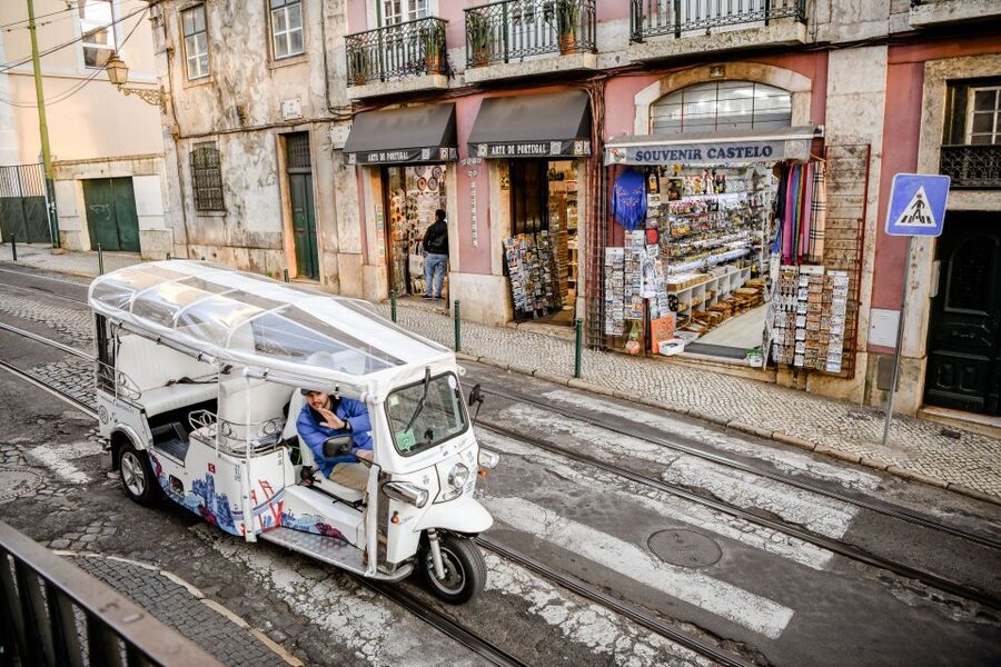 Lisbon: Private Expert City Tour by Eco Tuk Tuk - Comfort, weather, and practical limits