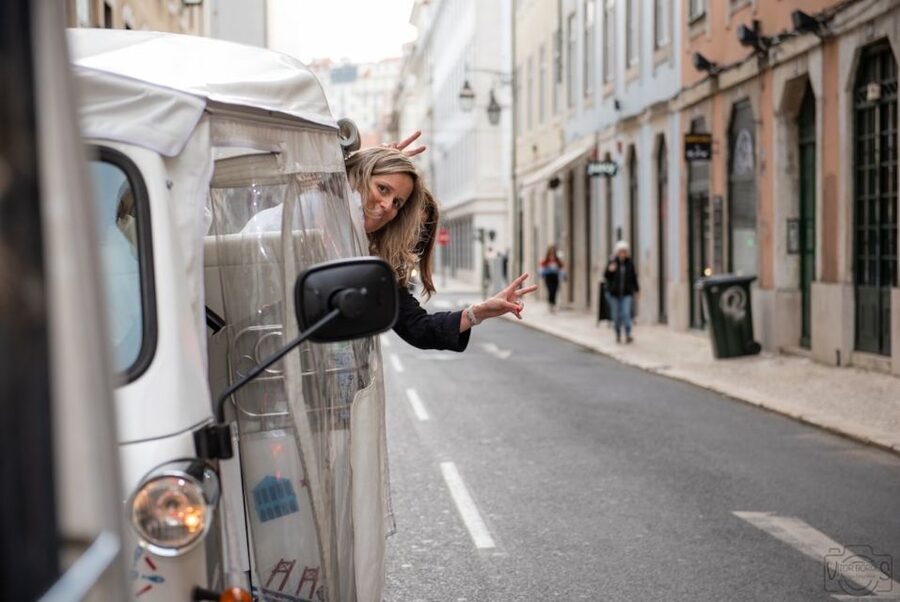 Lisbon: Private Food & Wine City Tour by Eco Tuk Tuk - Why this Lisbon food tour works so well