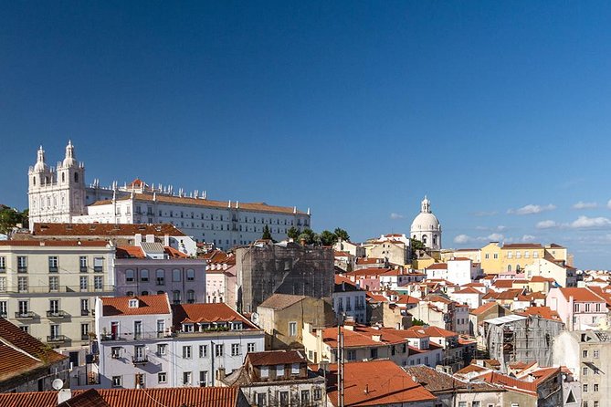 Lisbon: Private Guided Electric Tuk Tuk Tour with Tastings - Chiado: a brief look at Lisbon’s polished center