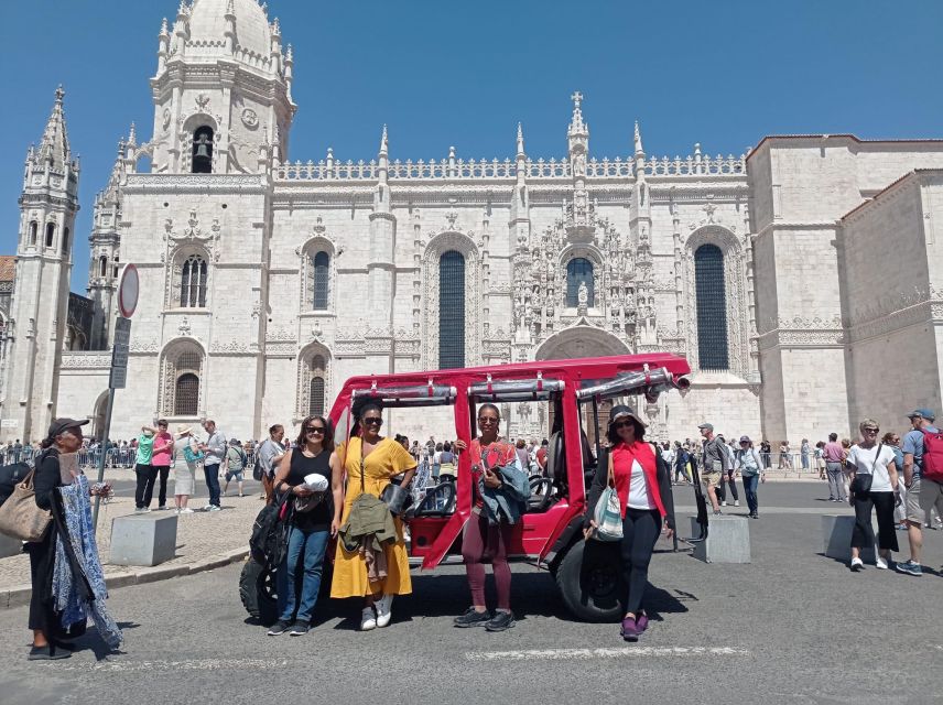 Lisbon:Private guided historical sightseeing Tour by TUK-TUK - What the guide adds to the ride