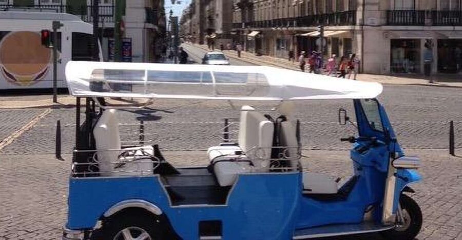 Lisbon: Private Guided Tour of Historical Center by Tuk Tuk - Príncipe Real and the quieter western hill
