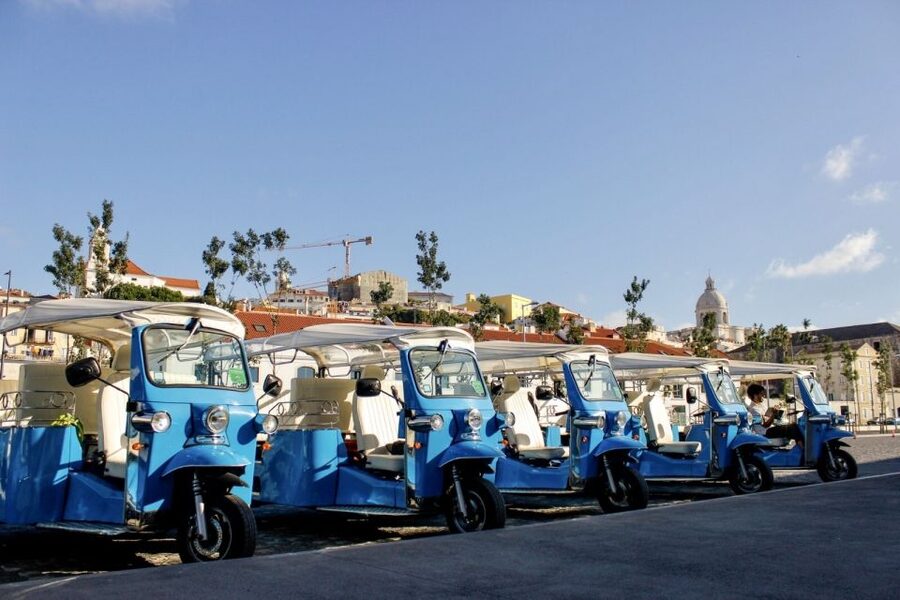 Lisbon: Private Guided Tour of Historical Center by Tuk Tuk - Graça, São Vicente, and the northern heights