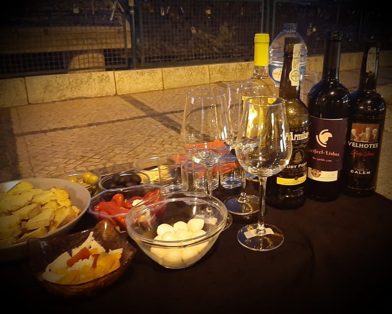Lisbon: Private Highlights Tuk-Tuk Tour with Tapas and Wine - Practical details to know before booking
