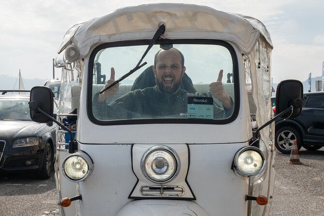 Lisbon: Private Professional Guided Tuk-tuk Tour - Lisbon Cathedral and the first Alfama viewpoints