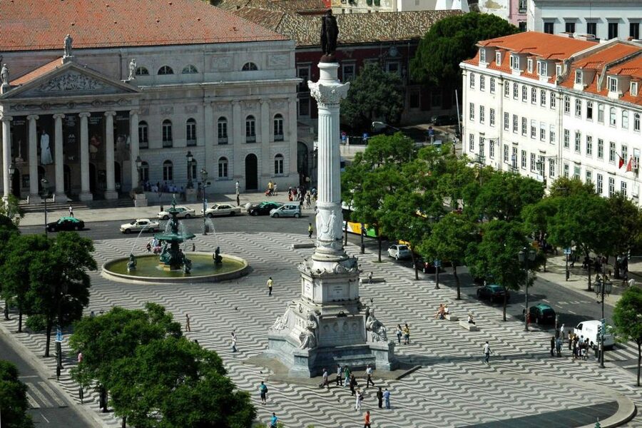 Lisbon: Private Sightseeing Tour in a Vintage Tuk Tuk - Price, timing, and what you receive