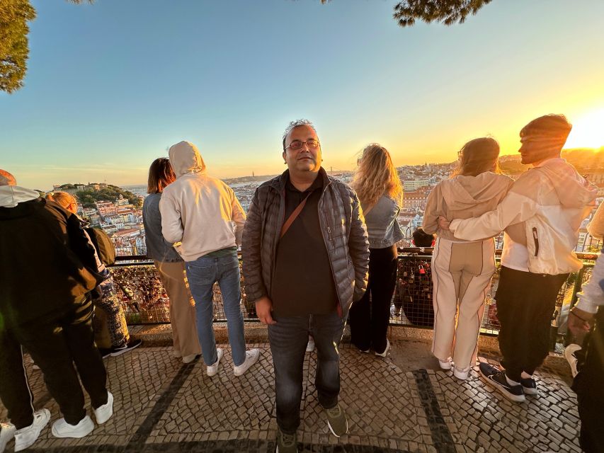 Lisbon: Private Tuk-Tuk City Tour With Local Guide - Graça, Senhora do Monte, and the city from above