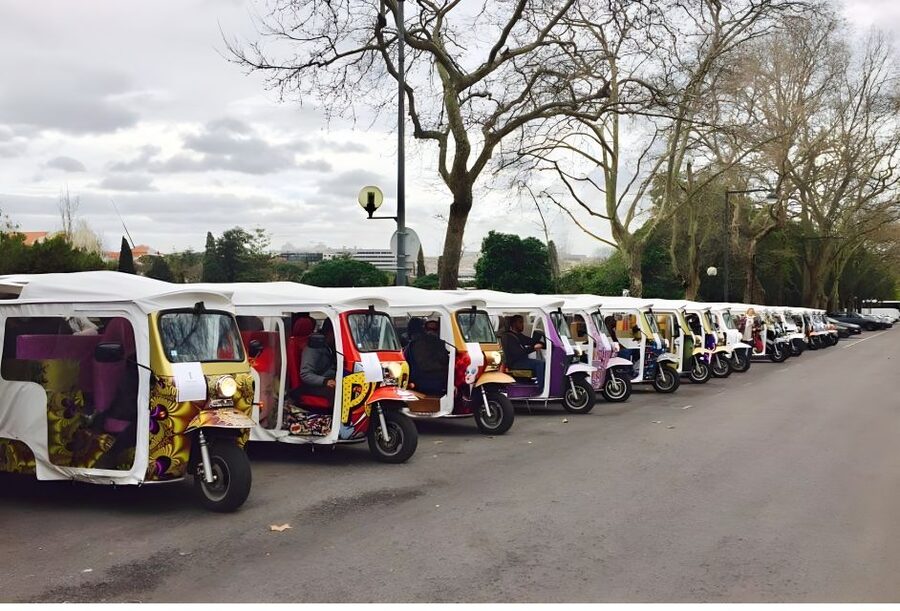 Lisbon: Private Tuk Tuk Sightseeing Tour & Historic Stories - Why the private format changes the experience