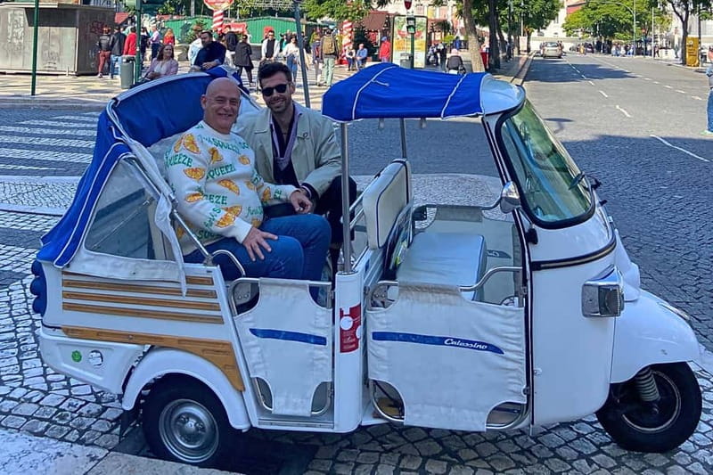 Lisbon: Private Tuk-Tuk Tour with Local Guide - The one-hour limit and what you will miss