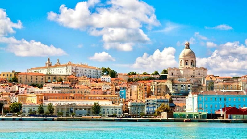 Lisbon: Private Tuktuk Tour with History & Music - Cruise Terminal, Fado, and the music connection