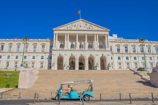 Lisbon Private TukTuk Tour with True Local Guide - Santa Luzia and Portas do Sol: two classic Alfama views