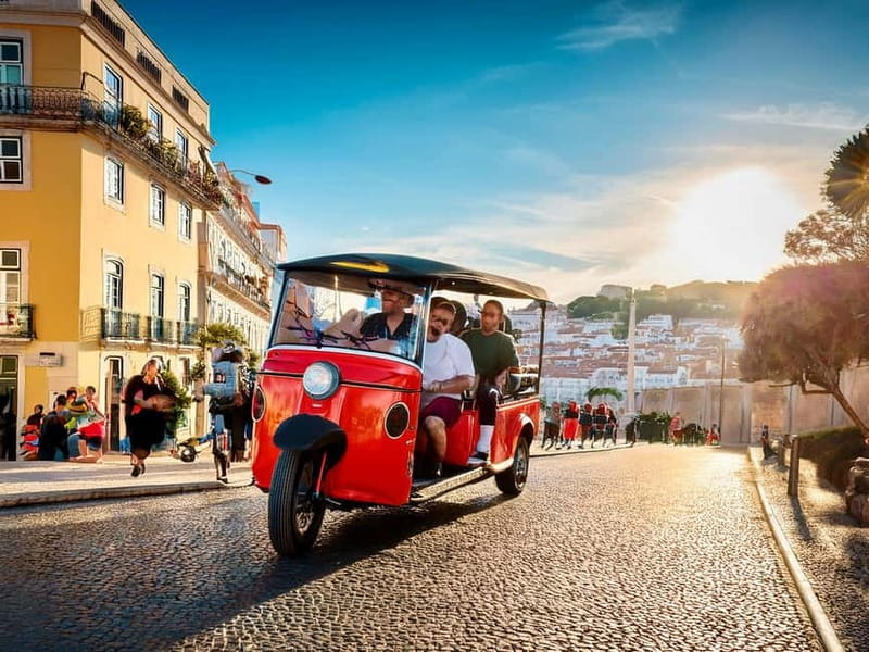 Lisbon: Priver Guided Tuk Tuk Tour With Hotel Pickup - Why a tuk-tuk works so well in old Lisbon