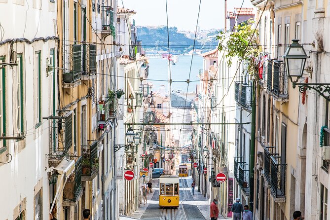 Lisbon's Old Town Private Tuk Tuk Tour (1 Hour and 30 Minutes) - Why a tuk-tuk works well on Lisbon’s hills
