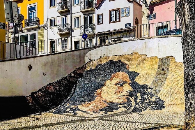 Lisbon Street Art - Private Guided Tour in a Electric Tuk Tuk - Key points before you book