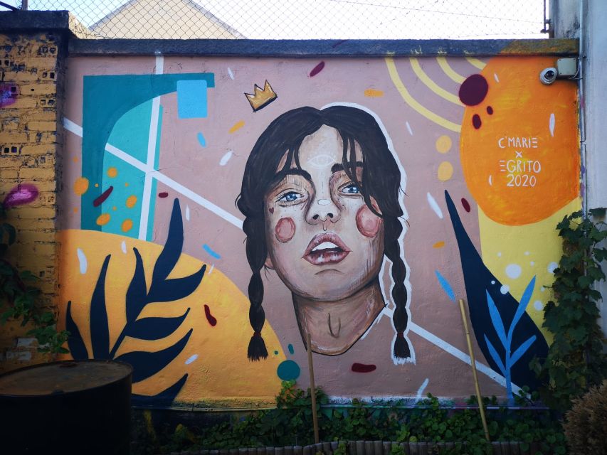 Lisbon: Street Art Tuk Tuk Tour - Key points at a glance