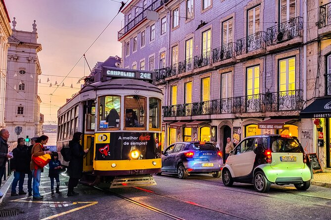 Lisbon tour Oldtown & Viewpoints on a tuktuk - The National Pantheon and its domed interior