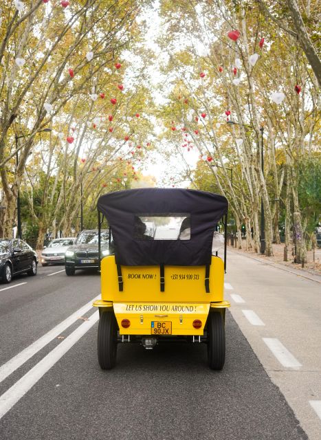 Lisbon: Tuk Tuk City tour with vintage car - Ninety minutes through Alfama and Chiado