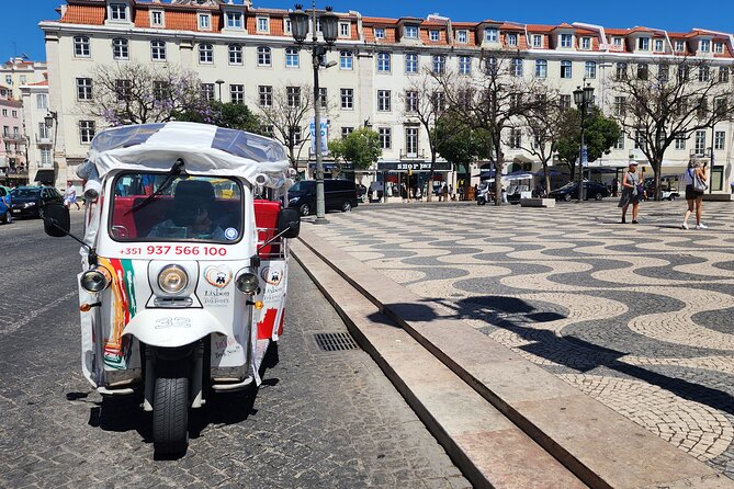 Lisbon Tuk Tuk: Explore Lisbon’s Hidden Treasures 1:30h - Key points at a glance
