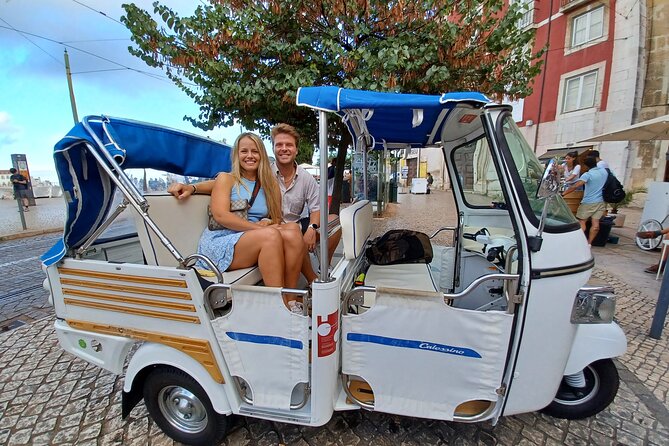 Lisbon Tuk Tuk Tour – 1-Hour Old Town Experience - Lisbon Cathedral gives the hour a real interior stop