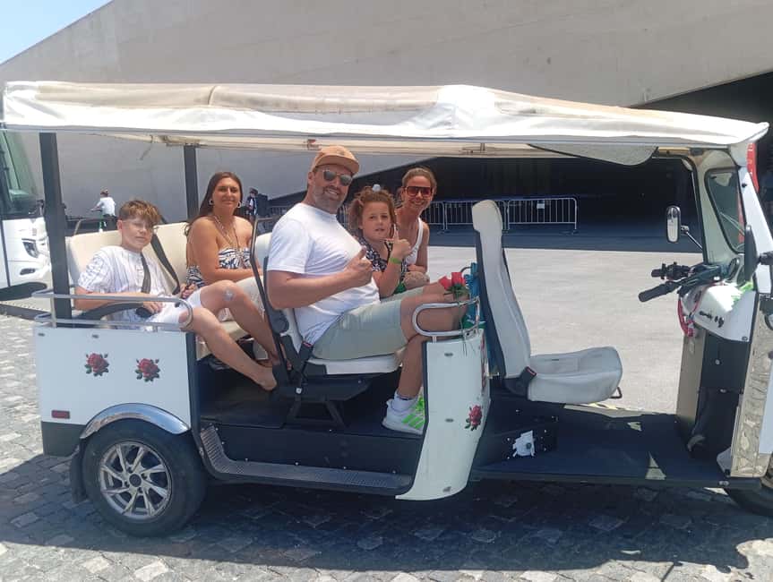 Lisbon. Tuktuk tour, Alfama & Historic city tour - From the historic center toward wider Lisbon