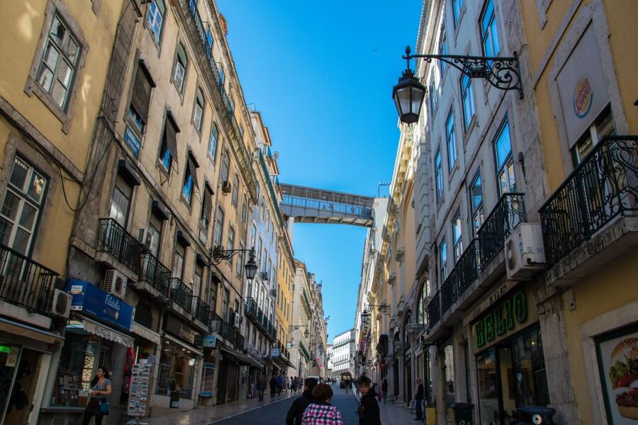 Lisbon with Tukxi: Historical Secrets by Tuk-Tuk - São Vicente de Fora and the National Pantheon