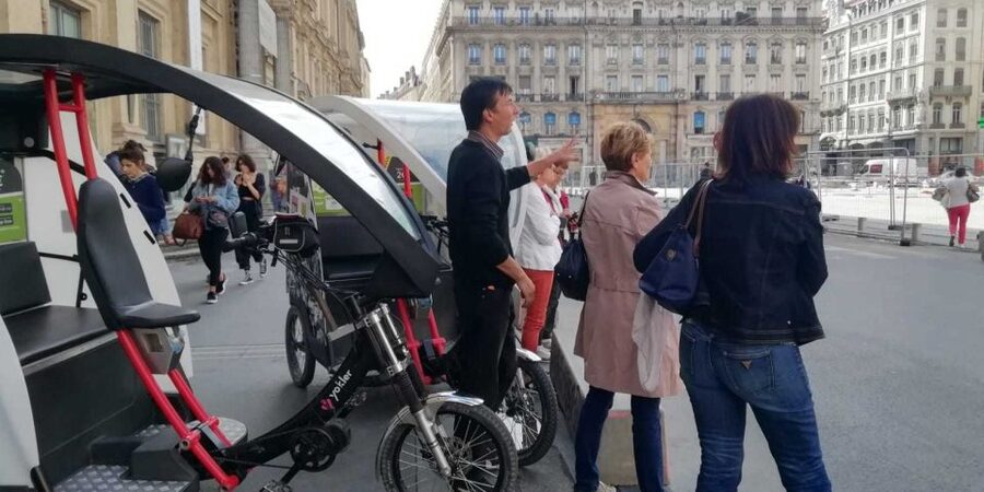 Lyon: 1 or 2-Hour Pedicab Tour - Vieux Lyon and the silk routes through the old city