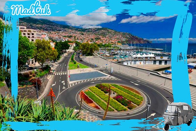 Madeira Monte Tobbogans and Old Town Tuk Tuk Tour by MadTuk - Buying the sledge ticket at Carreiros do Monte