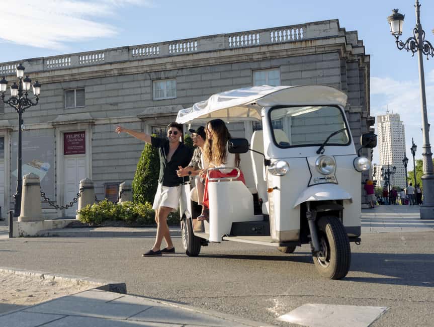 Madrid: Eco-Friendly, Private, and Unique Tuk Tuk Experience - Las Letras and Plaza de Santa Ana