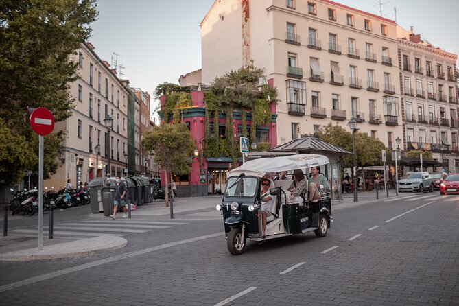 Madrid Expert Plus Tour with Local Guide in Eco Tuk Tuk Private - Columbus, the National Library, and Cibeles