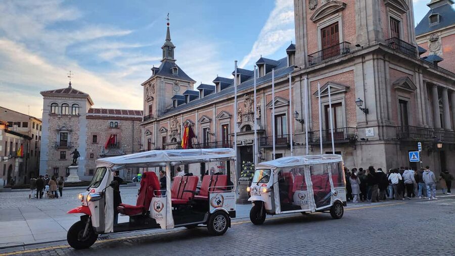 Madrid: Explore the City in an Electric Tuk Tuk - Why a tuk-tuk works well in Madrid