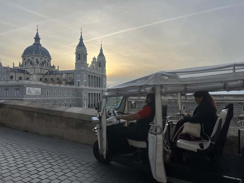 Madrid: Highlights City Tour by Electric Tuk Tuk - From San Miguel to Las Letras
