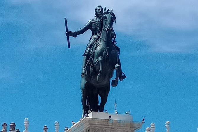 Madrid in Tuk Tuk with Local Guide Included - The Prado Museum and Its Grand Setting
