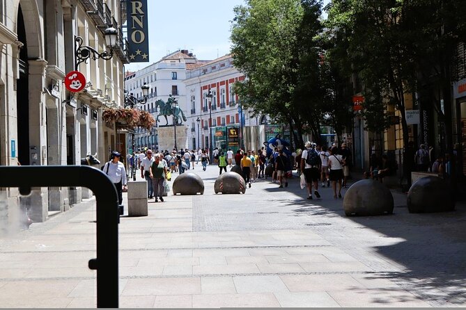 Madrid in Tuk Tuk with Local Guide Included - How This Compares with Walking Madrid