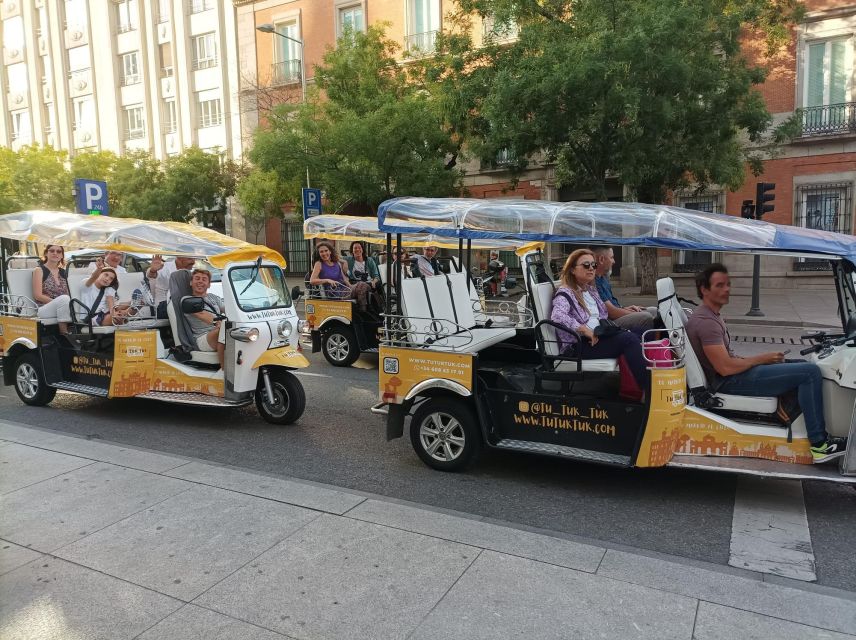 Madrid: Modern tour with Private guide in yellow tuk tuk - Why a tuk tuk works well in Madrid