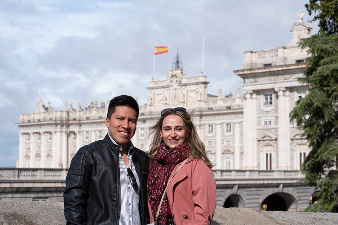 "Madrid : Panoramic views in Tuk Tuk" - Royal Palace and the old center