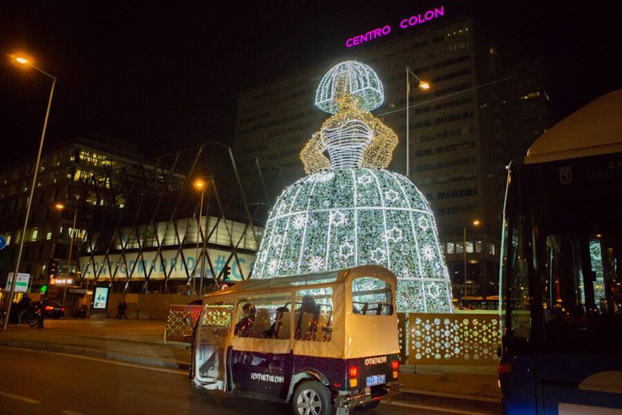 Madrid: Private Christmas Lights Tour by Eco Tuk-Tuk - The Prado, San Jerónimo, and the final stretch