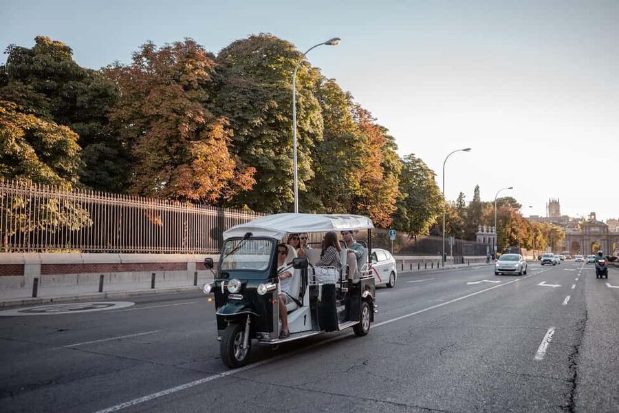 Madrid: Private City Tour by Eco Tuk Tuk - Picking One, Two, Three, or Four Hours