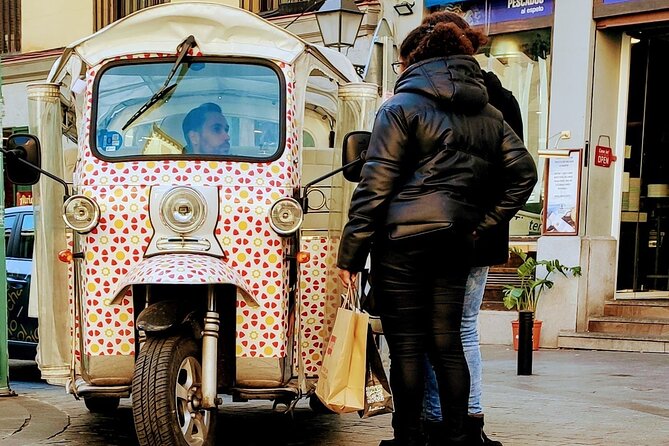 Madrid Sightseeing Tuk Tuk Tours - Cibeles, Neptune, and the Botanical Garden
