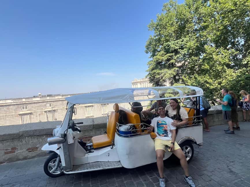 Madrid TUK TUK City Tour - Two hours: add Madrid’s literary and royal quarters