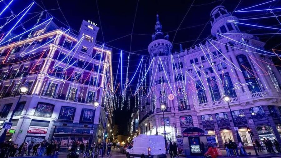 Madrid Tuk-Tuk Tour w/pick up included! - La Latina and Madrid’s Literary Quarter