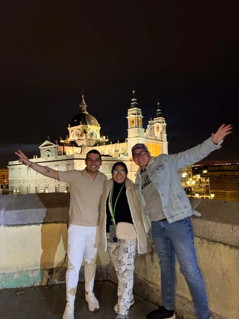 Madrid: Tuk Tuk Tour with Live Commentary - The Royal Palace and Madrid’s grand center