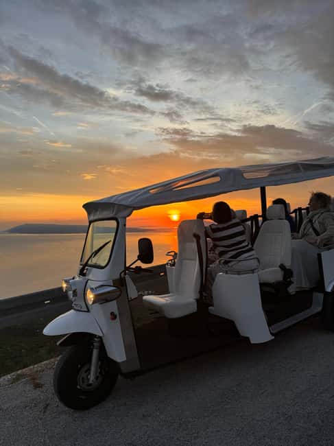 Makarska: Skywalk Tuk-Tuk Tour with Skip-the-Line Ticket - Booking Details That Matter