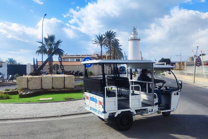 Malaga by Tuk Tuk i : 1 or 2 hours Private city tour - What the one-hour and two-hour choices mean