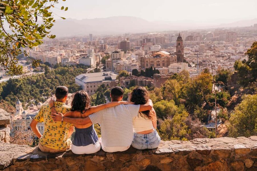 Málaga: Tuktuk Tour with Views and Espeto de Sardinas - Why this tuk-tuk tour works for seeing Málaga quickly