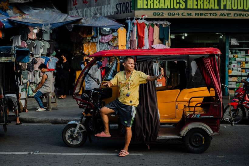 Manila: Guided Tuk Tuk Ride - What the guides add to the day