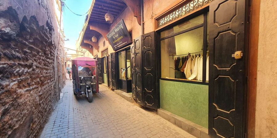Marrakech Tuk-Tuk Tour with Photography Museum+Secret Garden - Comfort, timing, and who should book
